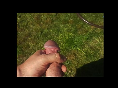 ❤️ Horúca kočka si nechá jebnúť ružovú kundičku a vystrieka sa so squirtom v letnej záhrade ❤️ Porno video na nás sk.np64.ru